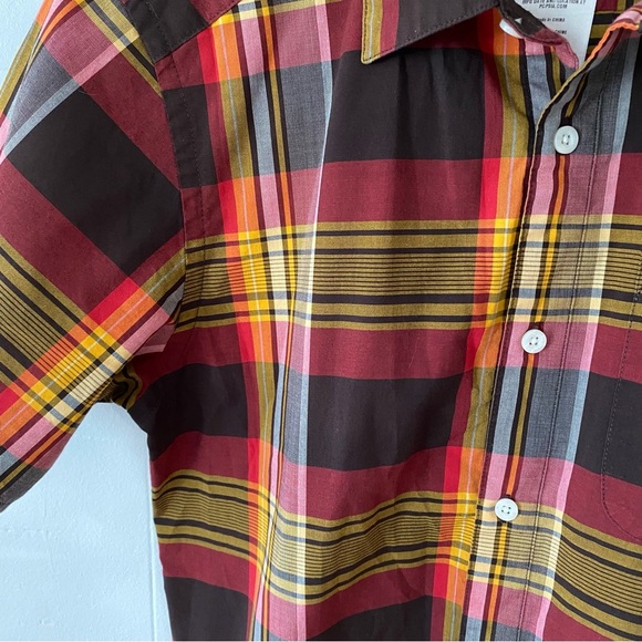 Patagonia Plaid Short Sleeve Button Up Shirt - Picture 6 of 8